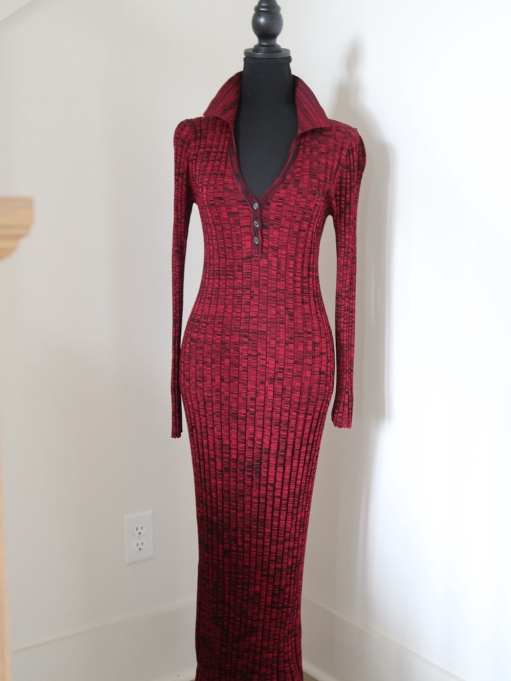 Elie Tahari Burgundy Ribbed Long Sleeve Maxi Dress
